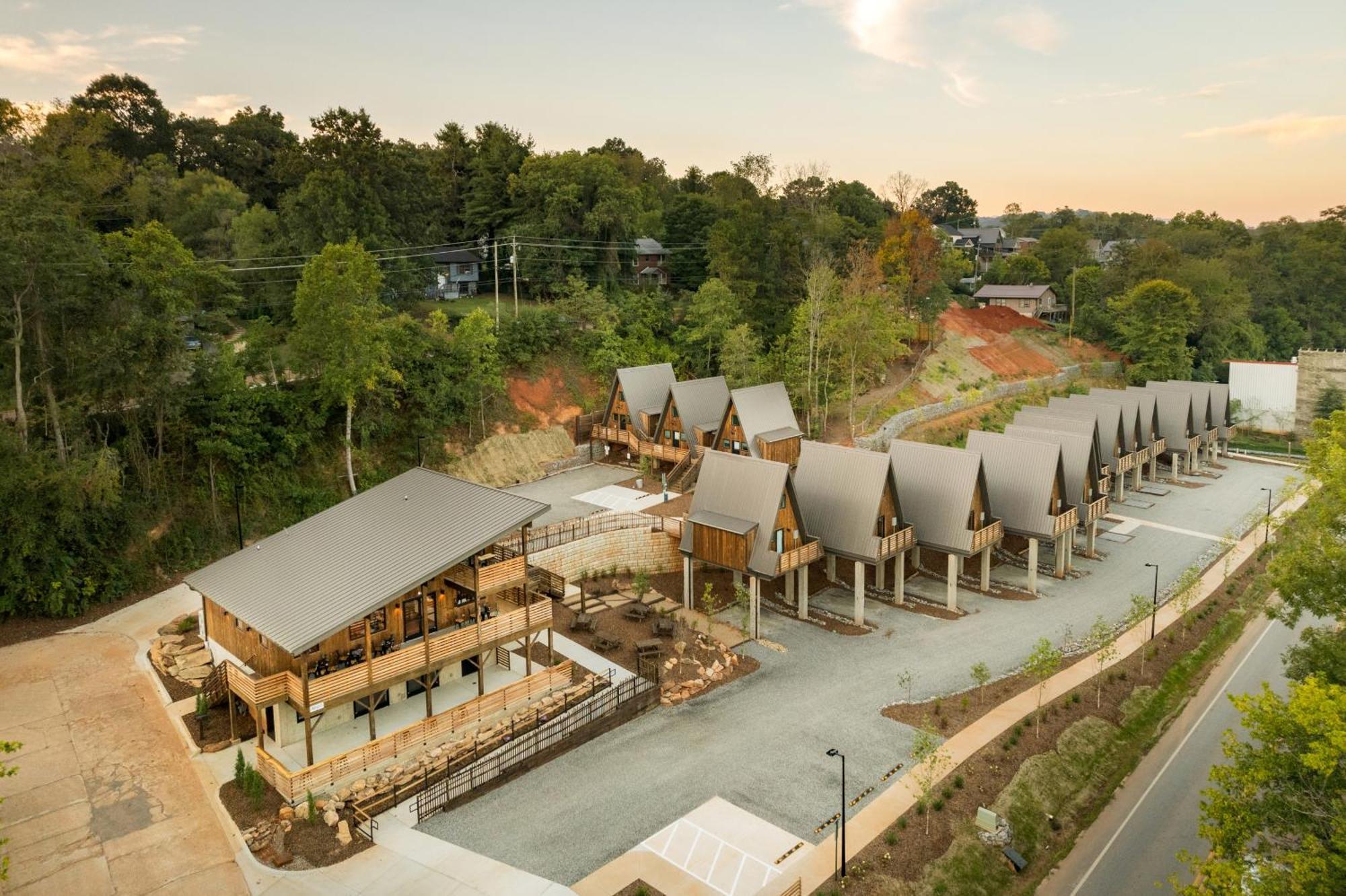 Wrong Way River Lodge & Cabins アシュビル エクステリア 写真
